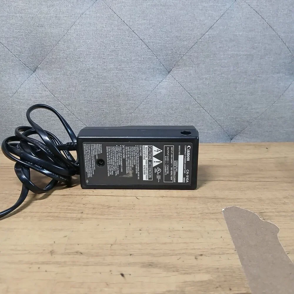Canon CA-910 OEM Battery Charger‎ CHARGER ONLY